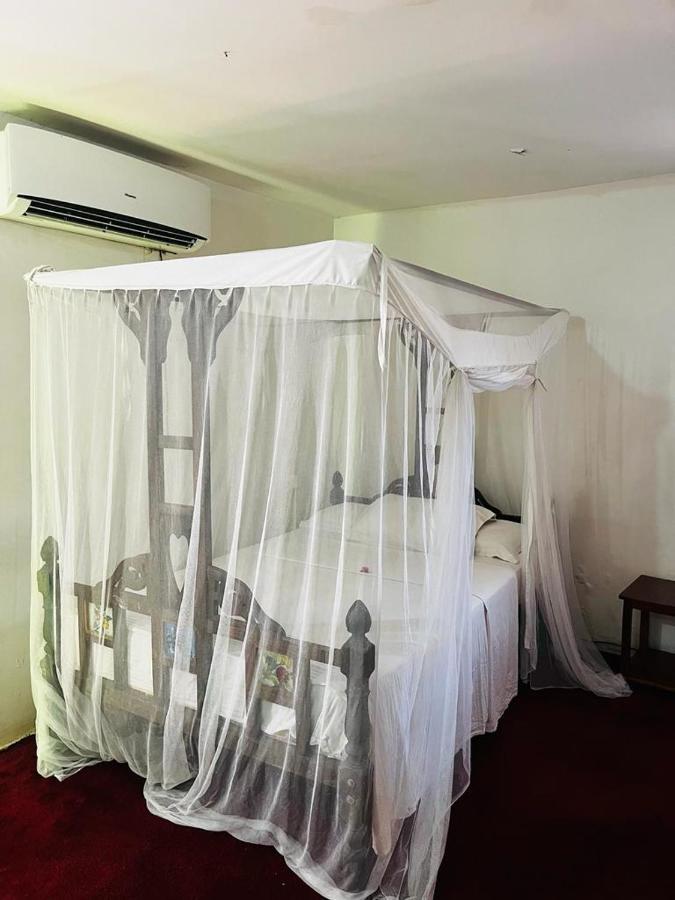 Hotel Triniti Oysterbay Daressalam Zimmer foto